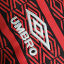 Jaqueta Corta-Vento Flamengo 22/23 Masculina Umbro - Vermelho com detalhes em preto