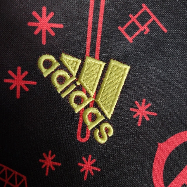 Camisa Flamengo Edição Especial 23/24Torcedor Masculina - Vermelho com detalhes em preto e dourado