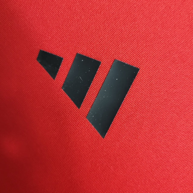 Camisa Flamengo Treino 23/24 Torcedor Adidas Masculina - Vermelha com detalhes em preto