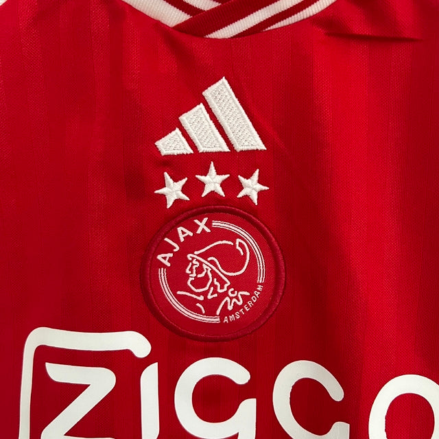 Kit Infantil Ajax I 23/24 Adidas - Vermelho e branco