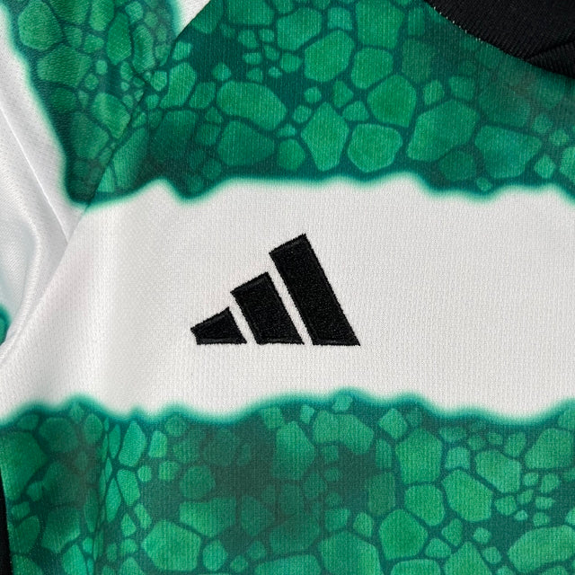 Kit Infantil Celtic da Escócia I Adidas 23/24 - Branco com detalhes em verde e preto