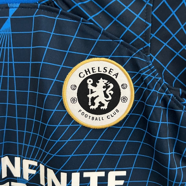 Kit Infantil Chelsea II 23/24 Nike - Preto com detalhes em azul