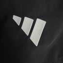 Jaqueta Corta-Vento Flamengo 23/24 Masculina Adidas - Preta com detalhes em vermelho e branco