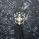 Camisa Seleção Brasil Edição Goat 23/24 - Torcedor Nike Masculina - Preta com detalhes em dourado