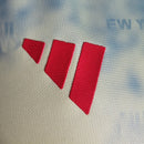 Camisa Red Bull New York Edição Especial New Cow Stadium 23/24 - Jogador Adidas Masculina - Amarela com detalhes em azul e vermelho