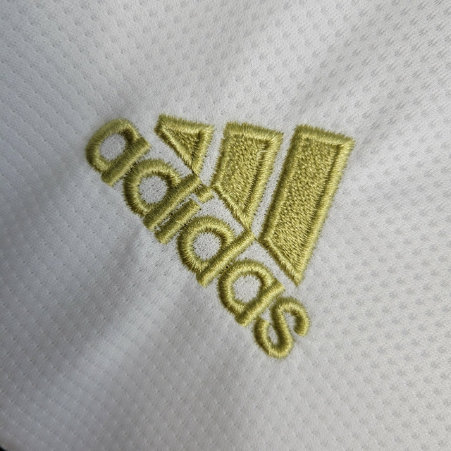 Camisa Flamengo II Edição Comemorativa 22/23 Torcedor Masculina -Branca com detalhes em dourado