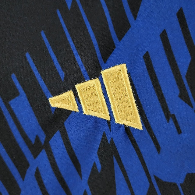 Camisa Seleção da Argentina Edição Especial 22/23 - Torcedor Adidas Masculina - Azul com detalhes em preto