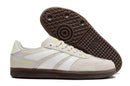 Chuteira Adidas Futsal Predator 24 League Low Freestyle - Bege e Branco