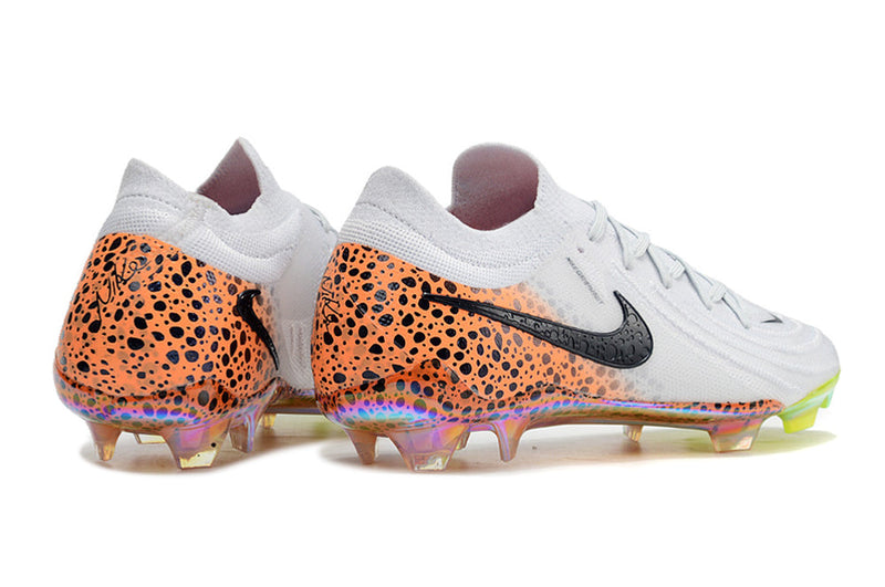 Chuteira Nike Phantom GX2 Elite Campo FG "Electric Pack"