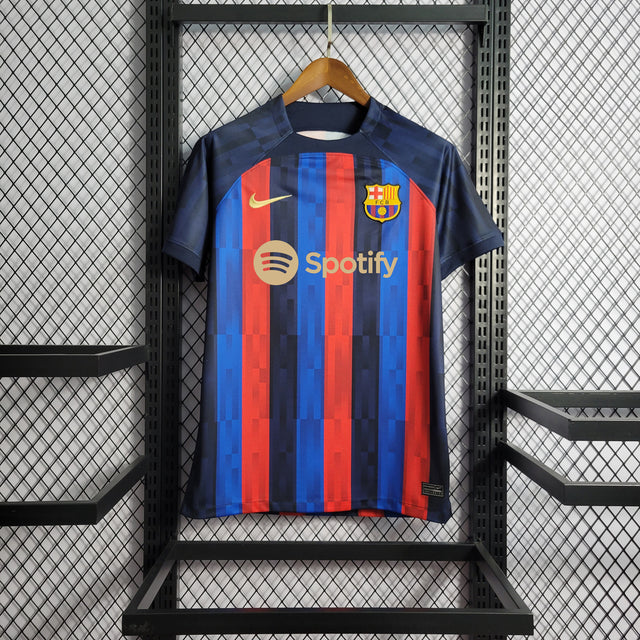 Camisa Barcelona Home 22/23 Torcedor Nike Masculina - Azul Marinho, Azul Royal e Vermelho