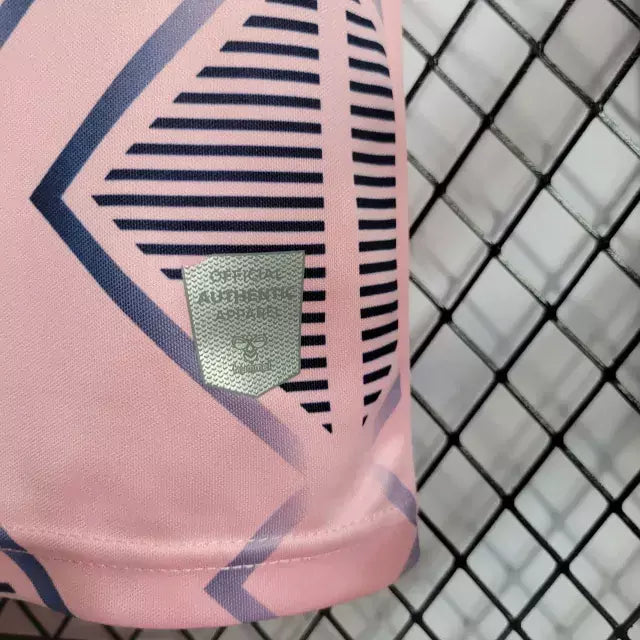 Camisa Everton Away 22/23 Torcedor Hummel Masculina - Rosa