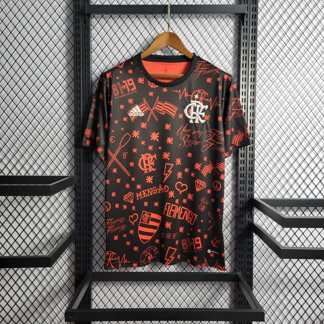 Camisa Flamengo pré-jogo 22/23 Torcedor Adidas Masculina - Preto e Vermelho