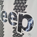 Camisa Juventus I 22/23 - Torcedor Adidas Masculina - Branca e preta