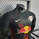 Camisa Red Bull Leipzig III 22/23 - Jogador Nike Masculina - Preta com detalhes em vermelho e amarelo
