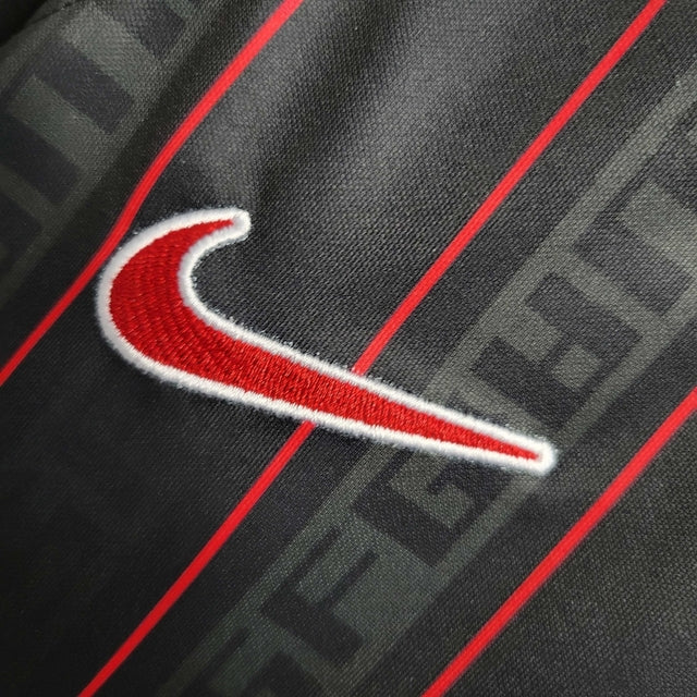 Camisa Liverpool 23/24 - Feminina Nike - Preto