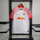 Camisa Red Bull Leipzig I 23/24 - Torcedor Nike Masculina - Branca com detalhes em vermelho