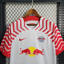 Camisa Red Bull Leipzig I 23/24 - Torcedor Nike Masculina - Branca com detalhes em vermelho