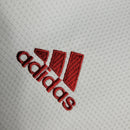Kit Infatil Flamengo II 22/23 Adidas - Branco com detalhes em vermelho