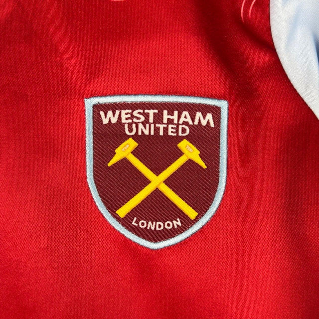 Kit Infantil West Ham I Umbro 23/24 - Vinho com detalhes em azul