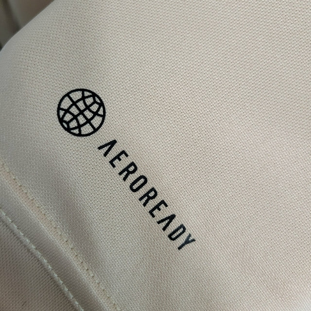 Jaqueta Corta-Vento São Paulo 23/24 Masculina Adidas - Dourada com detalhes em preto e branco