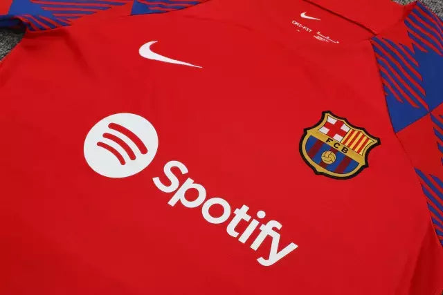 Kit Treino adulto - Camisa e Shorts - Barcelona Nike 23/24 - Vermelho com detalhes em azul
