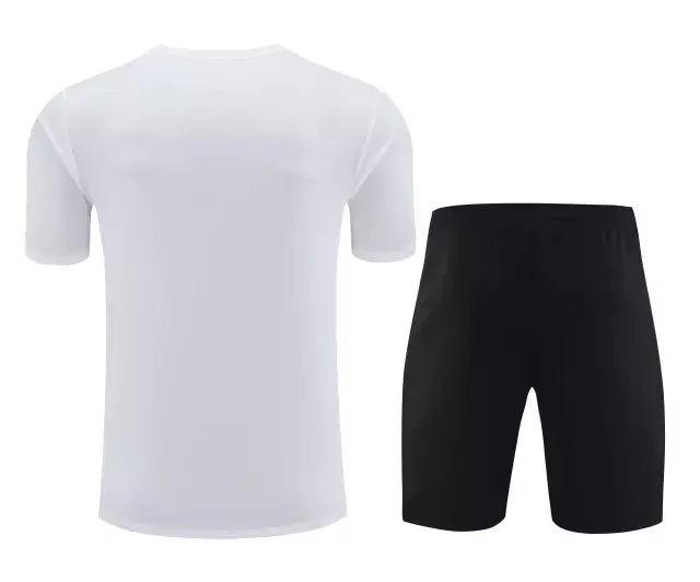 Kit Treino adulto - Camisa e Shorts - Paris Saint-Germain Nike 23/24 - Preto e branco