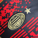 Kit Infantil AC Milan Edição especial 23/24 - Puma - Preto com detalhes em vermelho e dourado