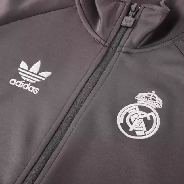 Jaqueta Corta-Vento Real Madrid 25/26 - Masculina Adidas - Cinza