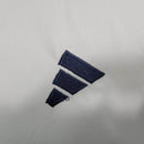 Kit Infantil Real Madrid I manga longa 23/24 - Adidas - Branco com detalhes em preto e amarelo