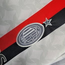 Kit Infantil AC Milan II 23/24 - Puma - Branco com detalhes em vermelho e preto