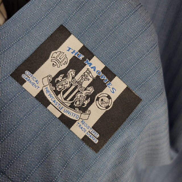 Camisa Retrô Newcastle II 1995/1996 - Adidas Masculina - Azul com detalhes em branco