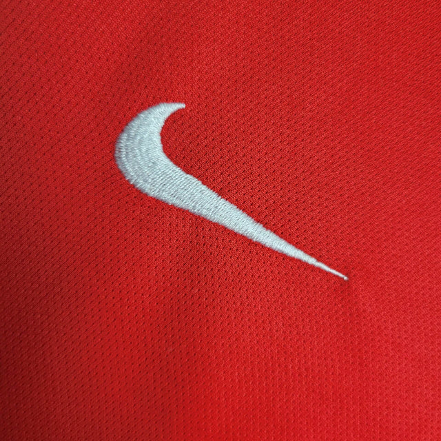 Kit Infantil Retrô Arsenal I 2004/2005 - Nike - Vermelho com detalhes em branco e amarelo