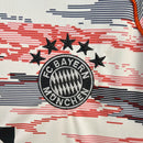 Camisa Bayern de Munique II 25/26 - Torcedor Adidas Masculina - Bege com detalhes em vermelho e azul
