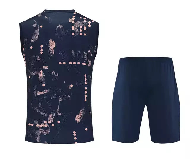 Kit Treino adulto - Camisa e Shorts - Chelsea Nike 24/25 - Azul com detalhes em salmão