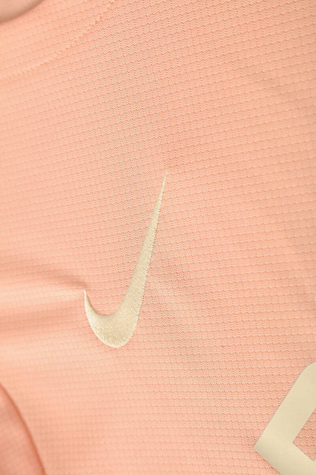 Kit Treino adulto - Camisa e Shorts - Chelsea Nike 25/26 - Salmão com detalhes em azul