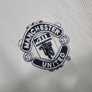 Camisa Retrô Manchester United II 1999/2000 manga longa - Umbro Masculina - Branca com detalhes em azul