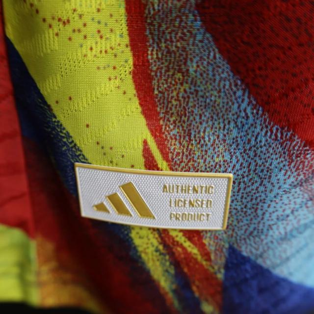 Camisa Arsenal Pré-jogo 25/26 - Jogador Adidas Masculina - Azul e vermelha e amarela