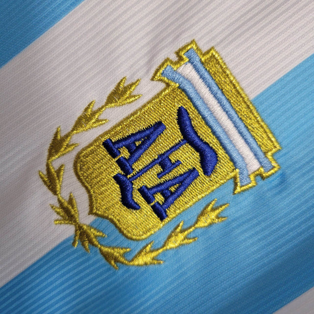 Camisa Retrô Seleção da Argentina I 1998/1999 - Masculina Adidas - Branca com detalhes em azul e preto