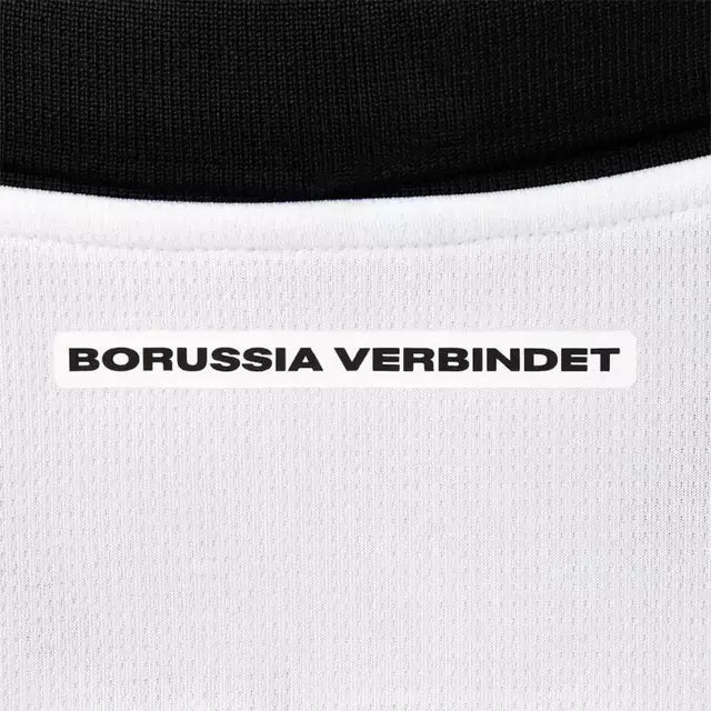 Camisa Borussia Dortmund III 24/25 -  Puma Feminina - Branca com detalhes em preto e amarelo