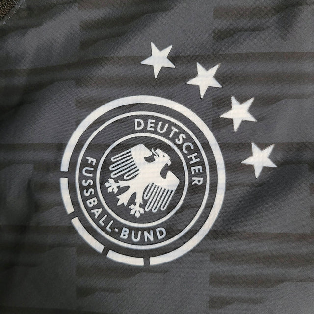 Jaqueta Corta-Vento Seleção da Alemanha 23/24 - Masculina Adidas - Preta com detalhes em vermelho e branco