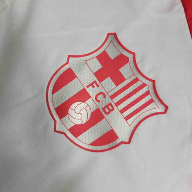 Jaqueta Corta-Vento Barcelona 23/24 - Branca e cinza com detalhes em vermelho