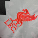 Camisa Liverpool Edição especial 24/25 - Torcedor Nike Masculina - Branca com detalhes em preto e vermelho