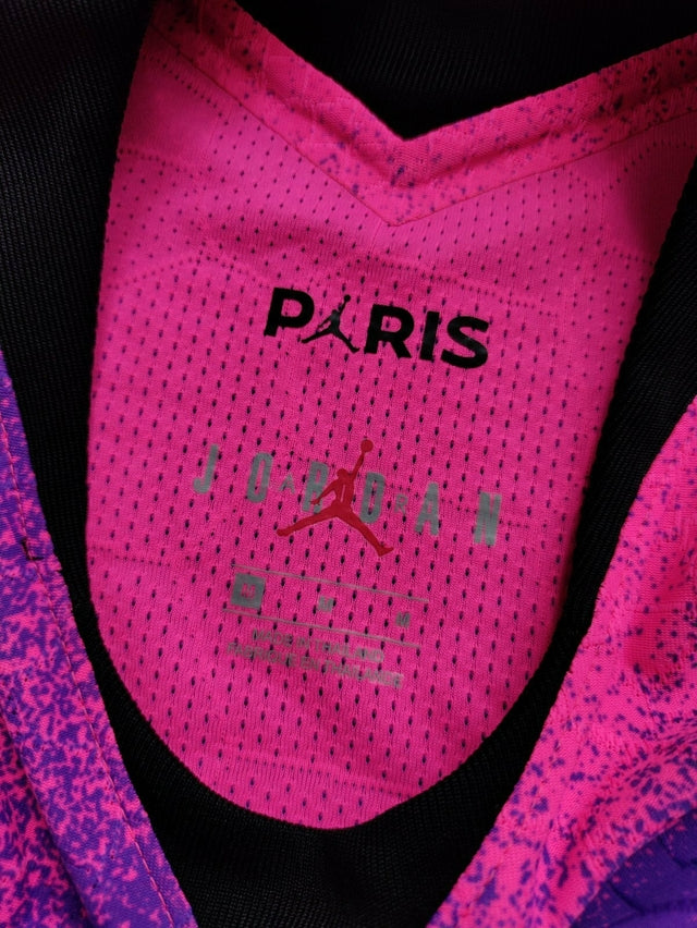 Camisa Retrô Paris Saint-Germain IV 20/21 - Masculina Jordan - Rosa e roxa