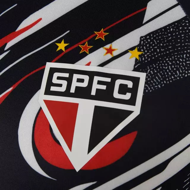Camisa São Paulo Pré-jogo 25/26 - Torcedor New Balance Masculina - Preta com detalhes em branco e vermelho