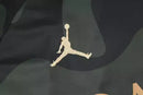 Kit Treino adulto - Camisa e Shorts - Paris Saint-Germain Jordan 24/25 - Verde camuflado