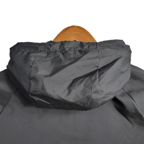 Jaqueta Corta-Vento Barcelona 23/24 - Masculina Nike - Preta