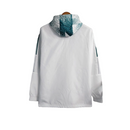 Jaqueta Corta-Vento Bayern de Munique 23/24 - Masculina Adidas - Branca com detalhes em verde