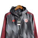 Jaqueta Corta-Vento Bayern de Munique 23/24 - Masculina Adidas - Preta