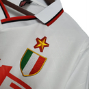 Camisa Retrô AC Milan II 93/94 - Masculina Lotto - Branca com detalhes em vermelho