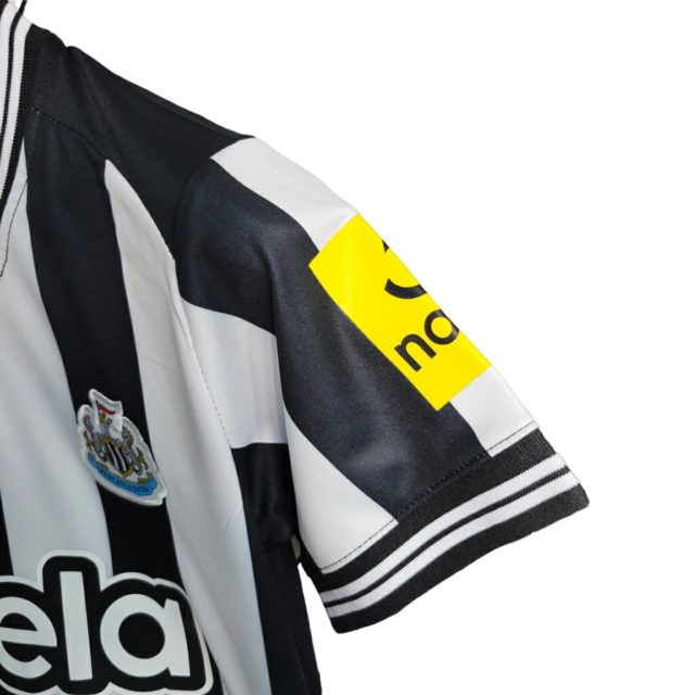Kit Infantil Newcastle Home 23/24 - Castore - Preto e Branco